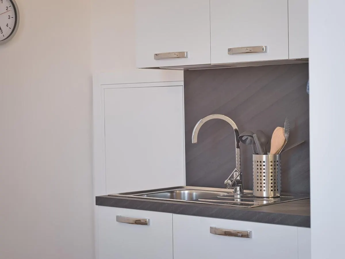 Medusa Apartment - Lungomare Finale Ligure