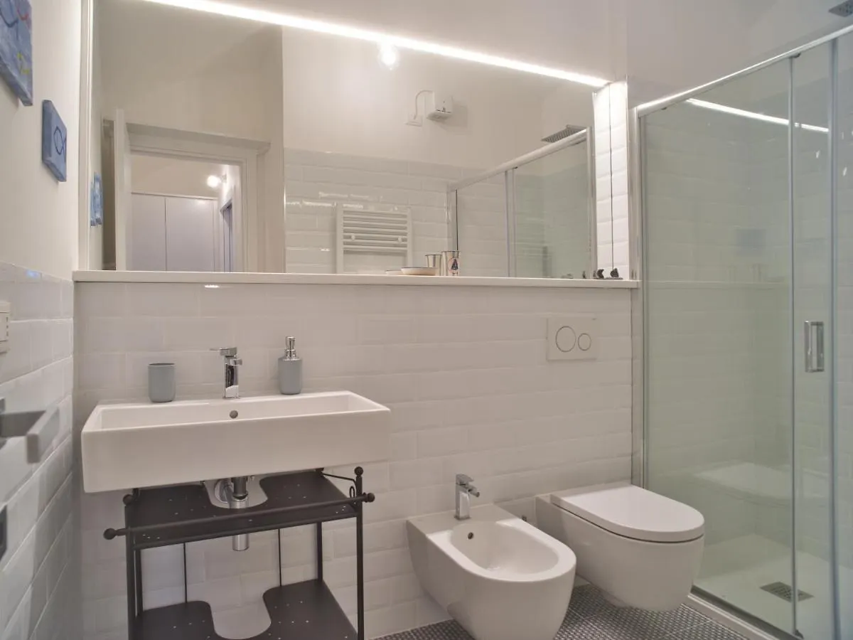 Medusa Apartment - Lungomare Finale Ligure